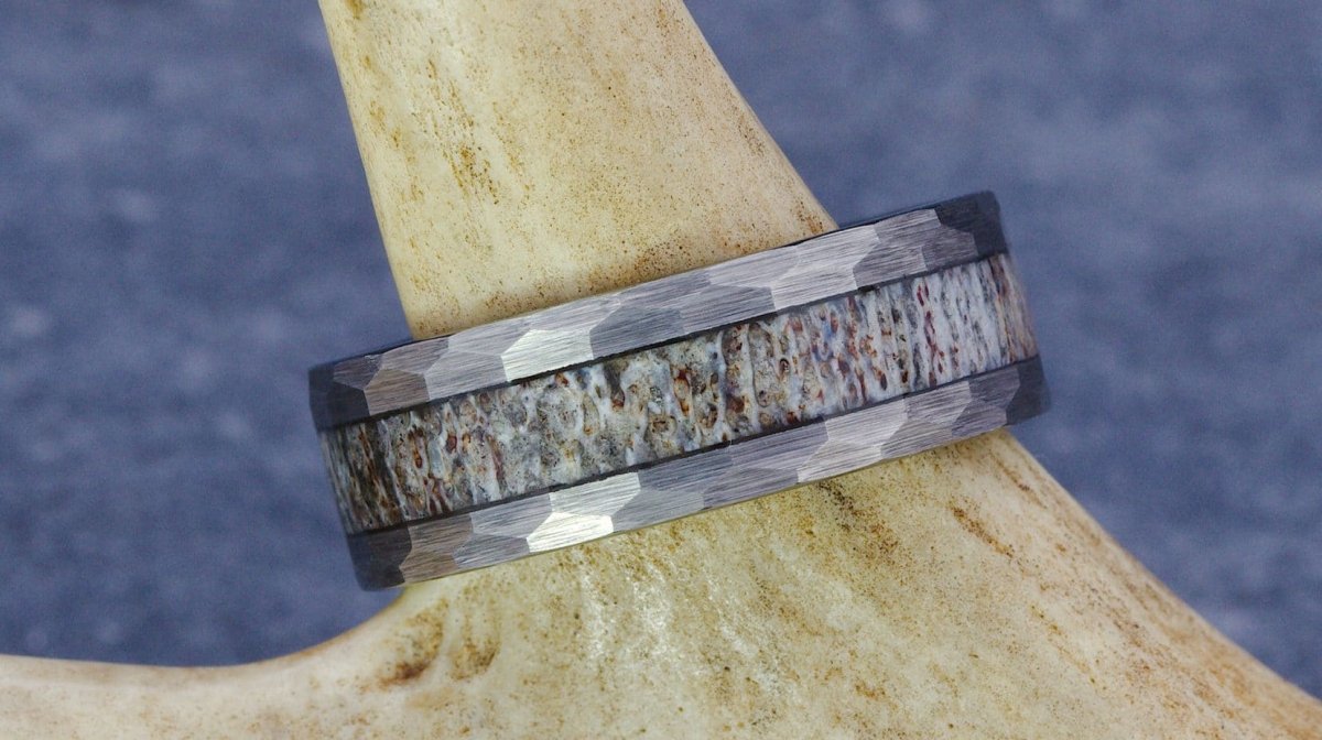 3 Things That Make a Hammered Tungsten Ring with Antlers Great - Gentlemen's Bands