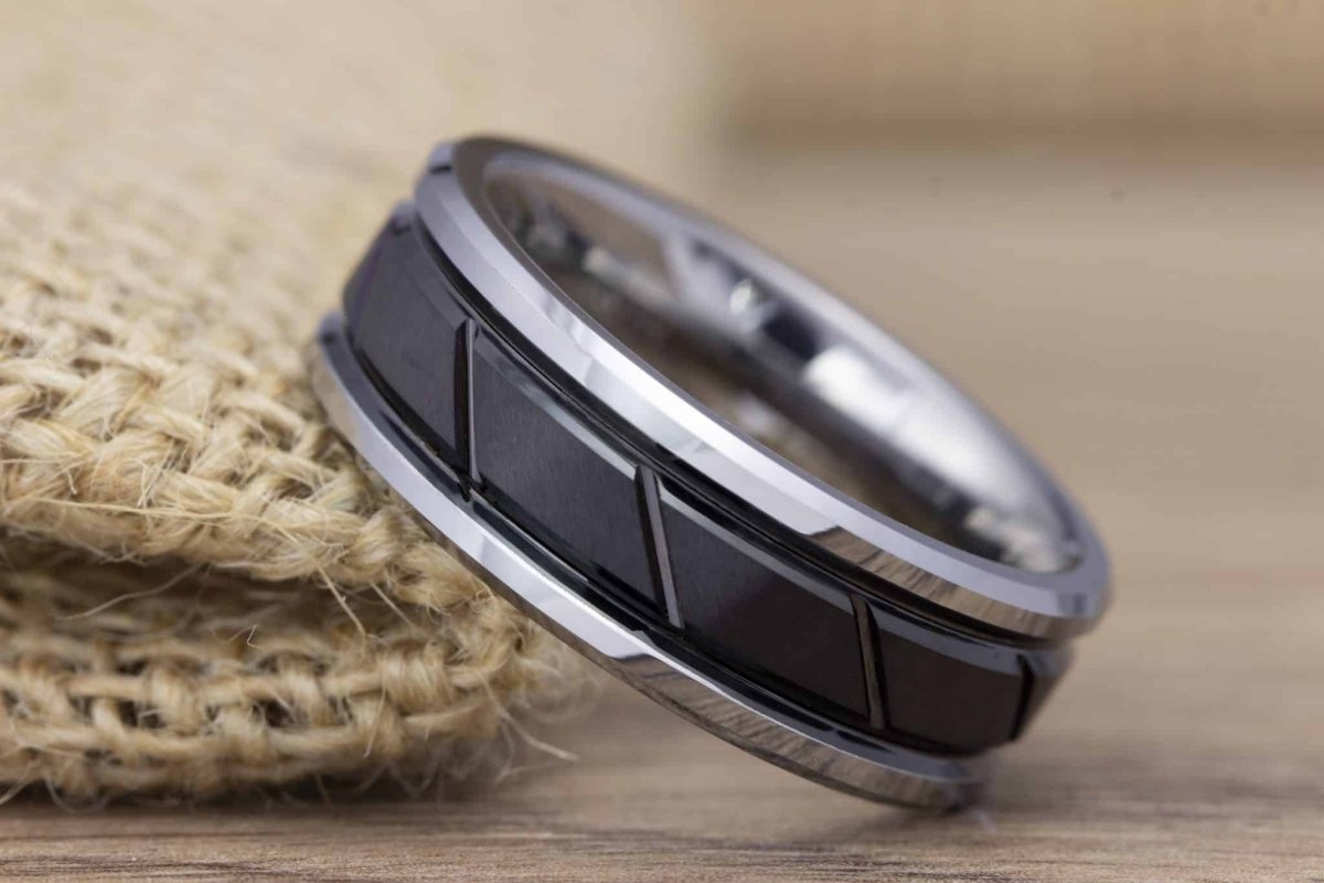 The San Gabriel | Black Silver Men's Ring | Gentlemen's Bands 