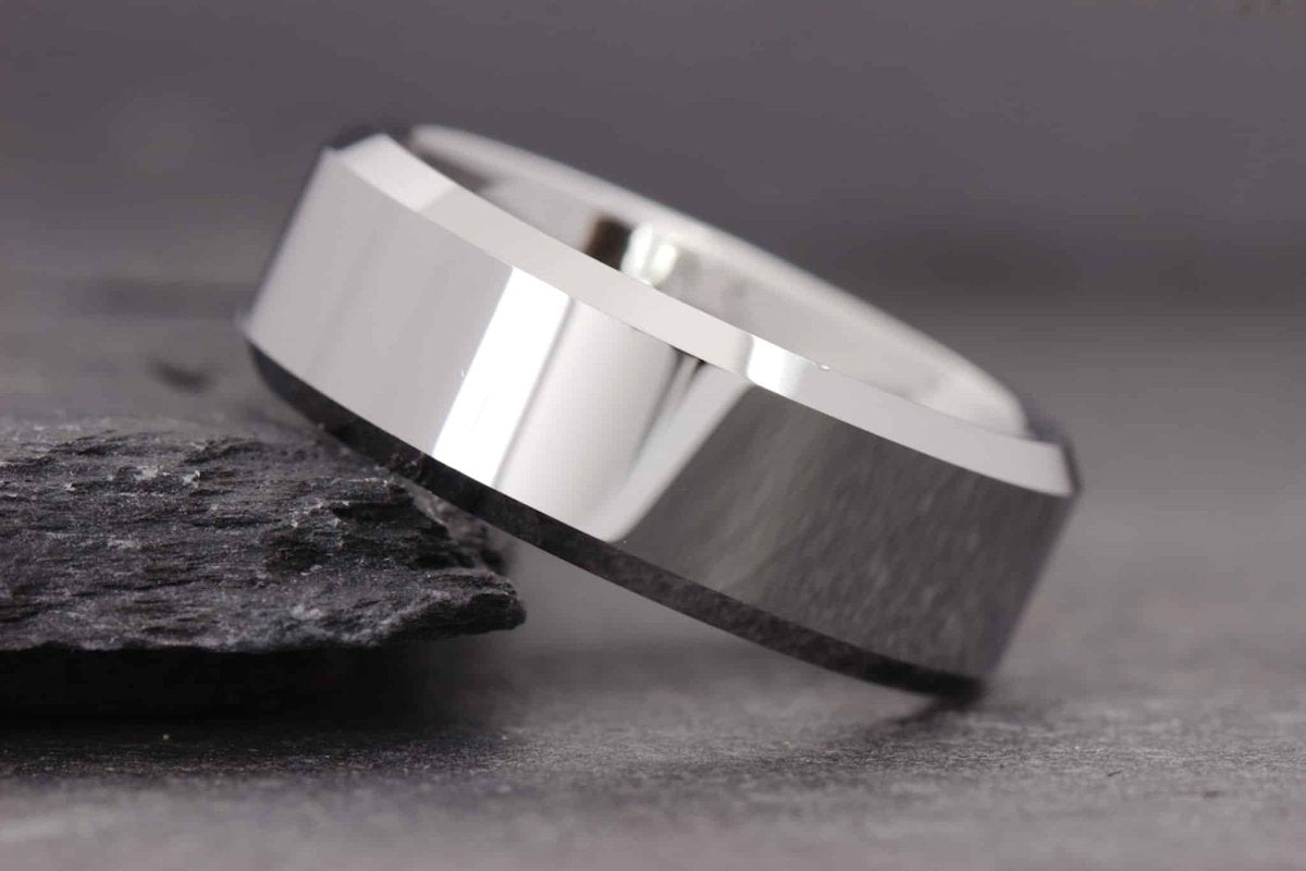 The Savant | Tungsten Silver Wedding Bands |Gentlemen's Bands